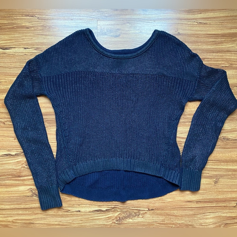 American Eagle Outfitters Knit Navy Sweater Size Medium